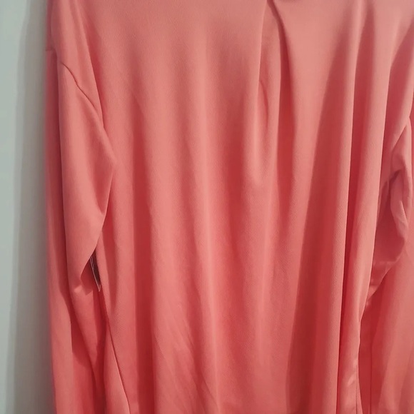 (A56) Pro Player Womens Polyester Athletic Long Sleeve Shirt, Size Medium, NWT - Picture 6 of 10